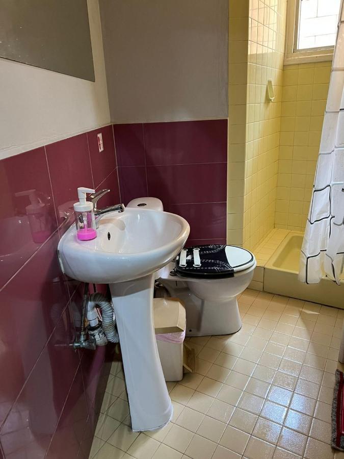 Past Or Tail Hostel ลาร์นาคา ภายนอก รูปภาพ